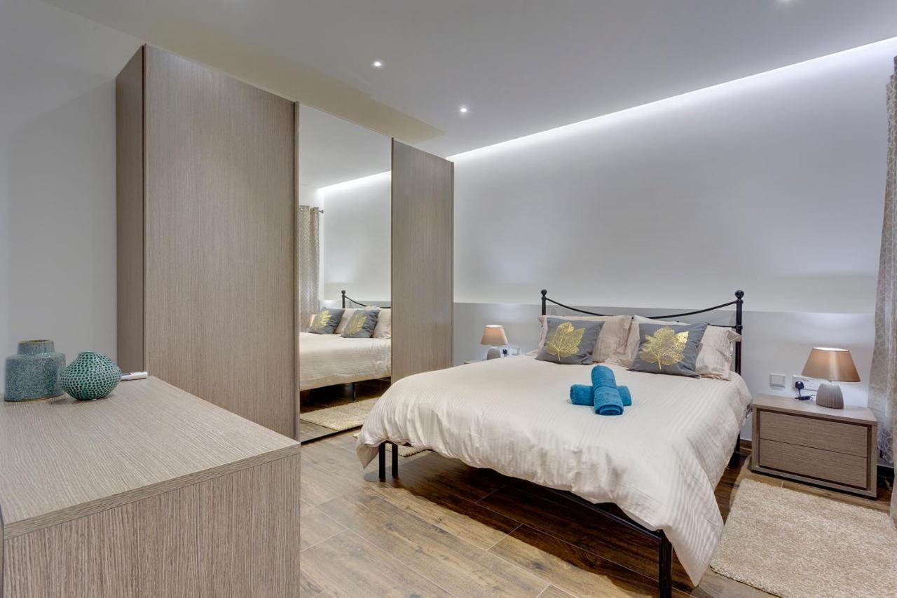 Luxury 3Br Apartment With Marina Views Gzira Exterior foto